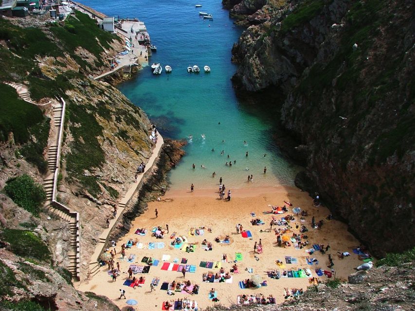 Peniche: Berlengas Roundtrip and Glass-Bottom Boat Cave Tour - Getting your time slot: vouchers, assigned windows, and pace