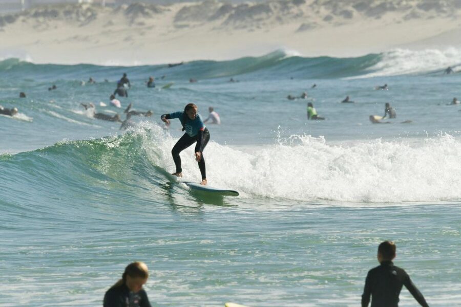 Peniche:Surf lessons Beginners ,Intermediate, advance level - Getting on Waves in Peniche, Using Spots With Better Conditions