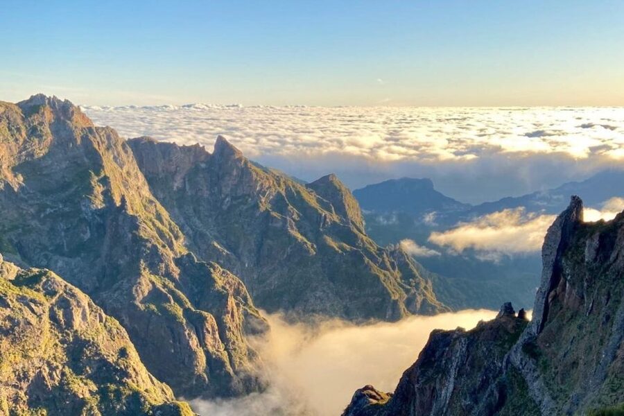 Pico Do Arieiro Pico Ruivo Sunrise or Morning Hike Transfers - Pico do Arieiro Start: Before Sunrise, You’re Chasing Light and Cold Air