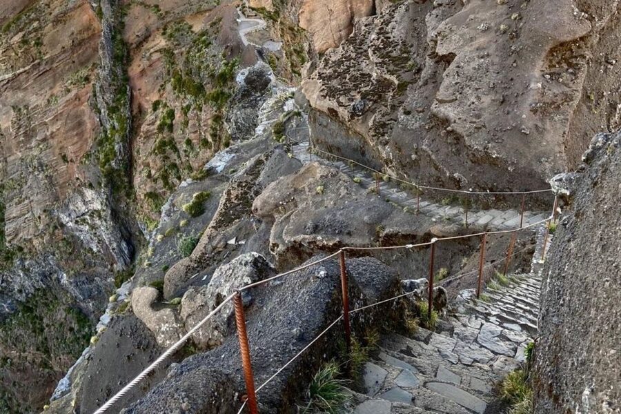 Pico Do Arieiro Pico Ruivo Sunrise or Morning Hike Transfers - The Hike to Pico Ruivo: Stairway to Heaven, Tunnels, and Cloud Walking