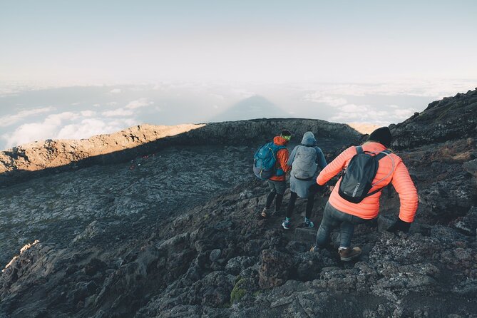Pico Mountain: Climb the Highest Point of Portugal 2351m - Summit Time at the Highest Point of Portugal: Views, Steam, and Standing Still