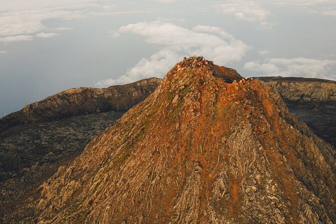 Pico Mountain: Climb the Highest Point of Portugal 2351m - Starting at Mountain House and Casa da Montanha (1200m)