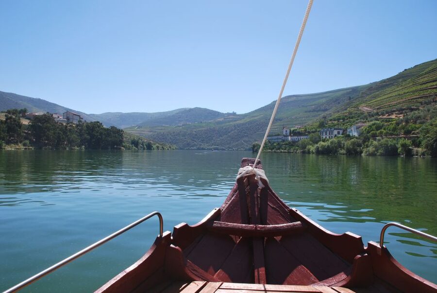 Pinhão: 2-Hour Rabelo Boat Tour with Audio Guide - Rabelo Boats and Douro Quiet: What the Ride Feels Like