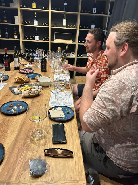 Port Wine class with 3 or 5 Port tasting and pairings - Who this Port wine class suits best