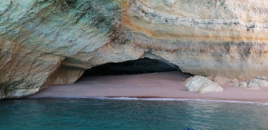 Portimão: Benagil Sea Caves Speedboat Adventure Tour - Getting Started at Atlantis Tours, the San Francisco Convent Ruins, and the Quick Check-In