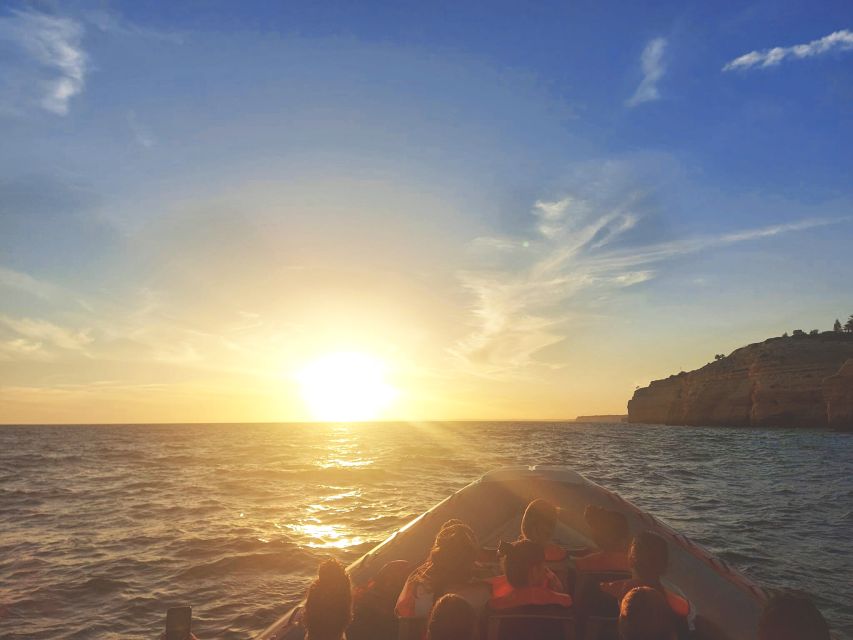 Portimão: Carvalho & Marinha Beach, Benagil Cave Boat Tour - Portimão speed boat to Benagil and Praia da Marinha, what it feels like