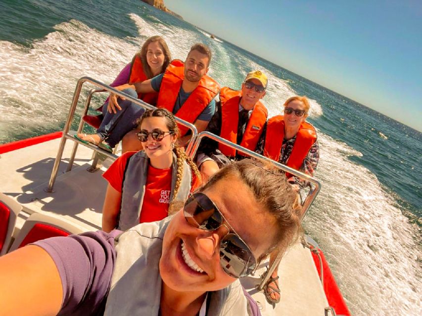 Portimão: Carvalho & Marinha Beach, Benagil Cave Boat Tour - Getting started at the Commercial Port area in Portimão