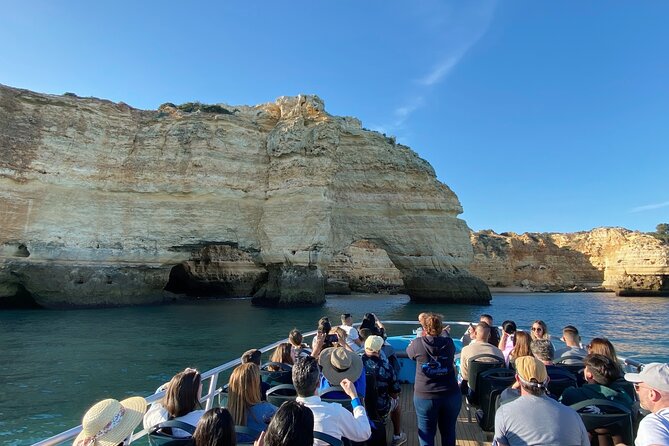 Portimão:Embark on Nature•Benagil and Dolphins•Biologist on board - Boat Comfort and Practical Tips for a Chilly, Windy Ride