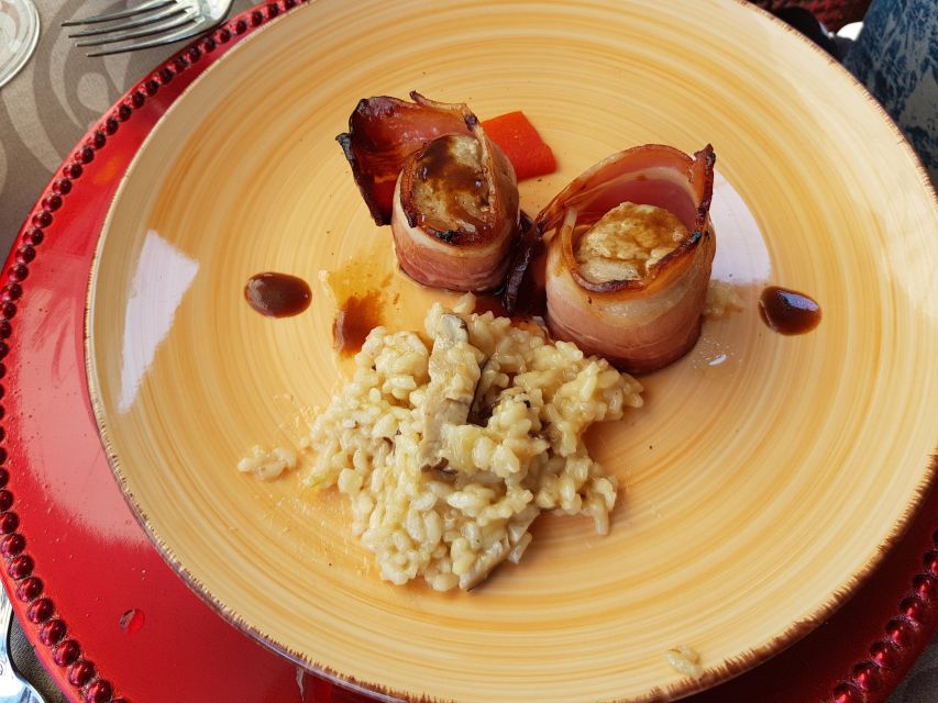 Porto: 3 Douro Valley Vineyards Tour with Lunch - Lunch at the Second Vineyard: Where the Day Feels Most Like Douro