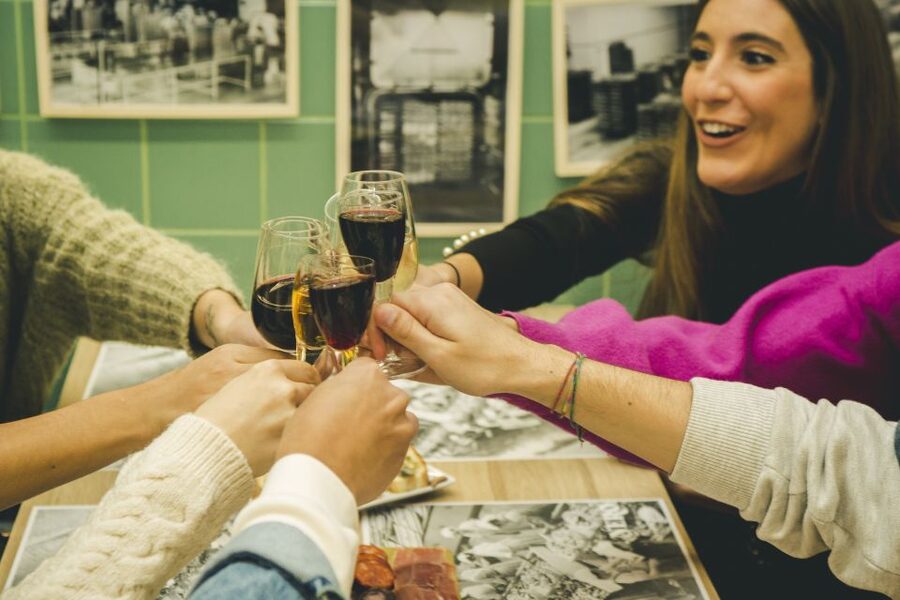Porto: 3-Hour Food Tour - Starting at Aliados and walking into Liberdade Square