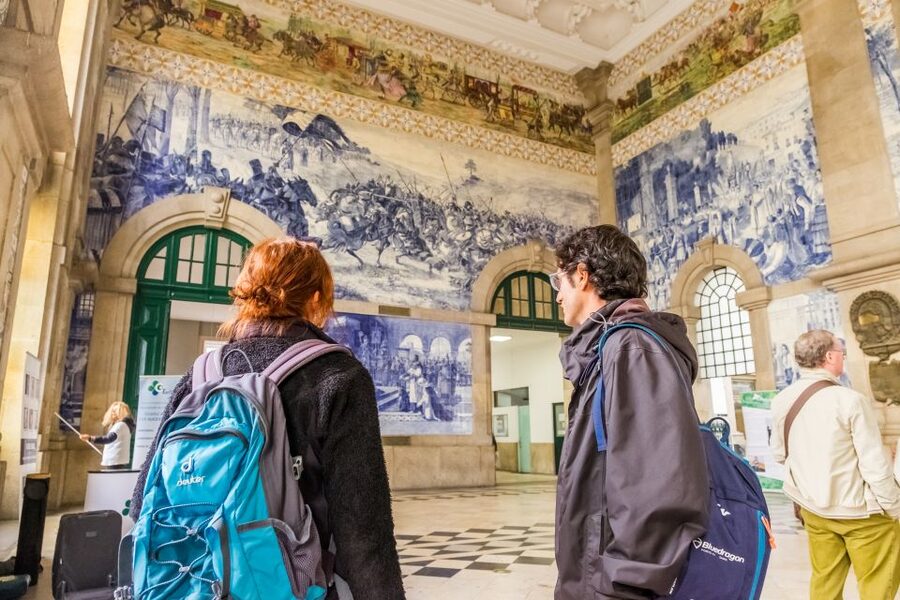 Porto: 3-Hour Guided City Highlights Walking Tour - Practical stuff that affects comfort: shoes, rain, and the walk itself