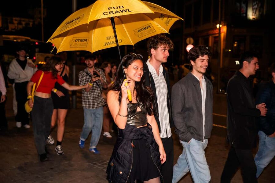 Porto: 4 Bar Pub Crawl, 7 Drinks, & Skip-the-Line Club Entry - Rain, Small Groups, and the Crew’s Backup Plan