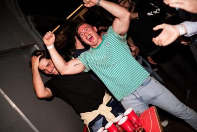 4 Bar Pub Crawl, 7 Drinks, & Skip-the-Line Club Entry