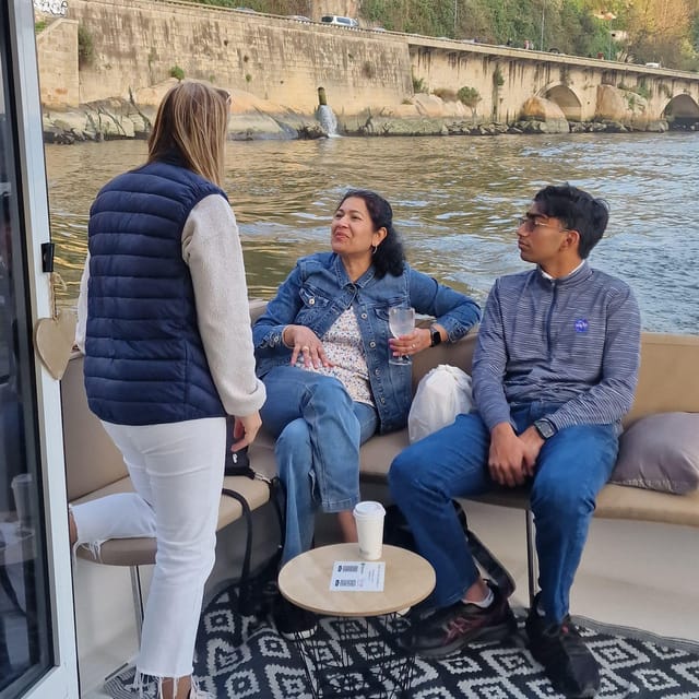 Porto: 6 Bridges Cruise & Port Wine with Sunset Option - Port wine onboard, and how to pace it