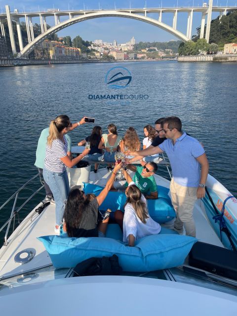 Porto: 6 Bridges Cruise, Welcome Drink & Sunset Option - Foz do Douro and the Douro mouth: where the river meets the sea