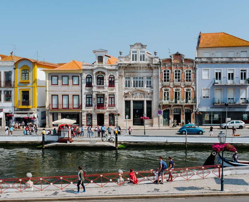 Porto: Aveiro, Cruise, Costa Nova & Capela da Pedra Full Day - The ride into Aveiro: why the coach time matters
