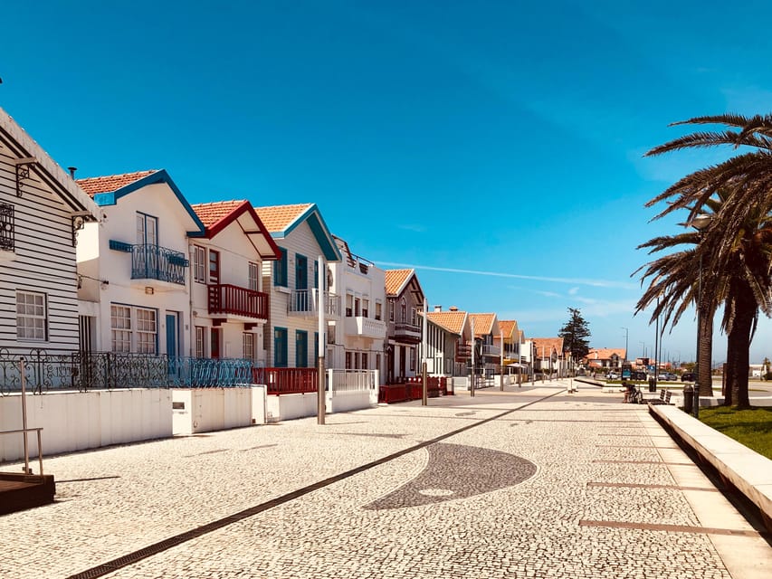 Porto: Aveiro, Cruise, Costa Nova & Capela da Pedra Full Day - Costa Nova: striped houses and a guided look at beach life