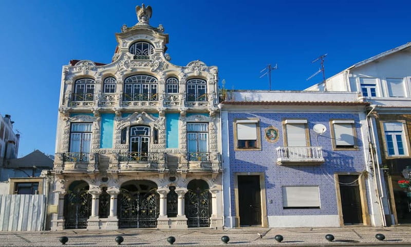Porto: Aveiro, Cruise, Costa Nova & Capela da Pedra Full Day - Capela do Senhor da Pedra: photo stop with a tide deadline