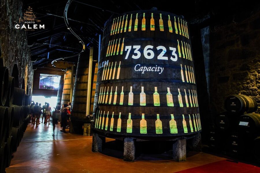 Porto: Cálem Cellar with Chocolate, Cheese, and Wine Tasting - Your first stop inside the Calém Interactive Museum