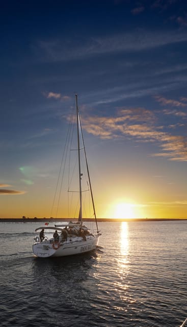 Porto: Charming Sailboat Cruise with Port Wine,Sunset Option - What to Bring for a Sunset Cruise on the Douro