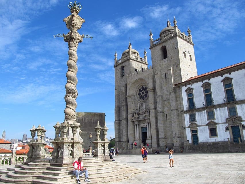 Porto: City Center Walking Tour - Palácio da Bolsa: A Final Architectural Finale Close to the City’s Heart