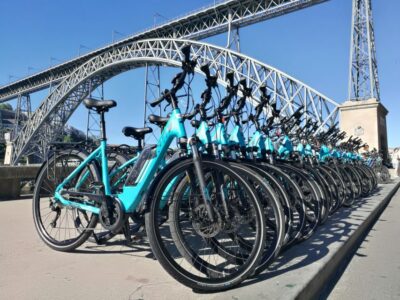 City Highlights 3-Hour Guided Electric Bike Tour