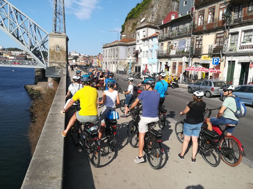 Porto: City Highlights 3-Hour Guided Electric Bike Tour - Cordoaria Garden, Aliados Avenue, and the city’s public-life contrast