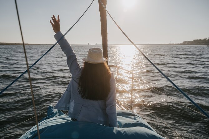 Porto: Cruzeiro privado rio douro até 8 pessoas com wine tasting - Comfort and practical tips for a smooth 2-hour sail