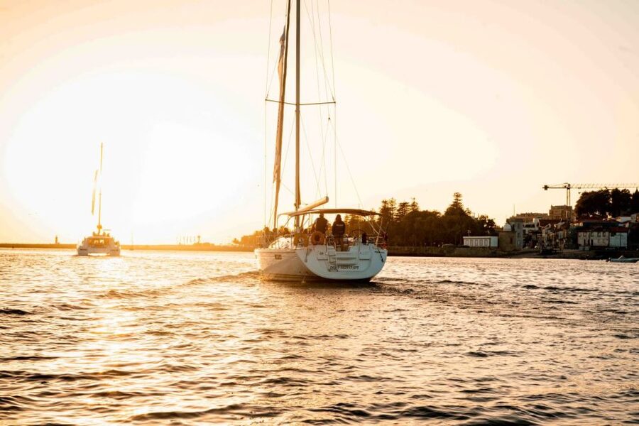 Porto: Daytime or Sunset Douro River Cruise With Port Wine - Starting at Douro Marina, finding the right gate, and getting comfortable fast