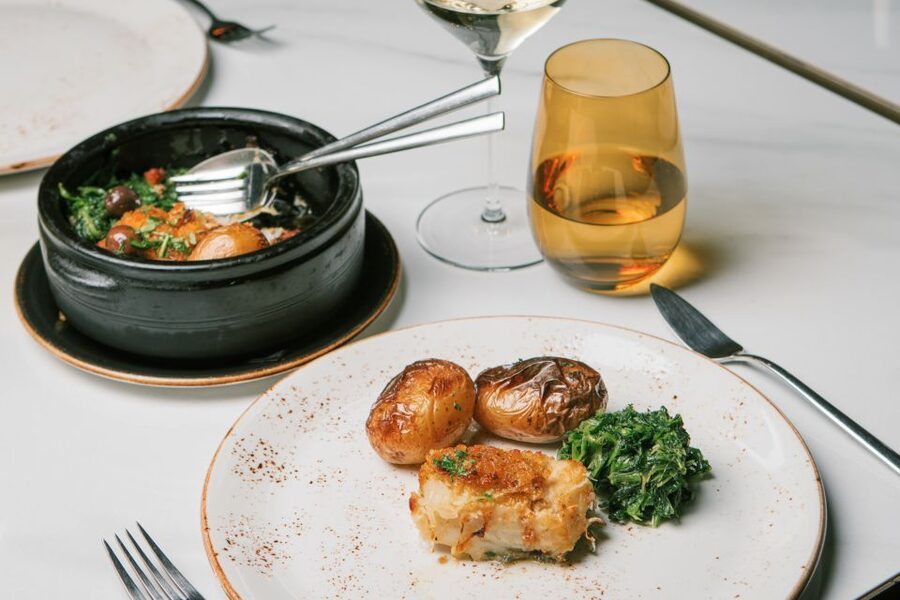 Porto: Fonseca Cellar Tour & Fado Show with Optional Dinner - Fado Show in the Cellar: What to Listen For