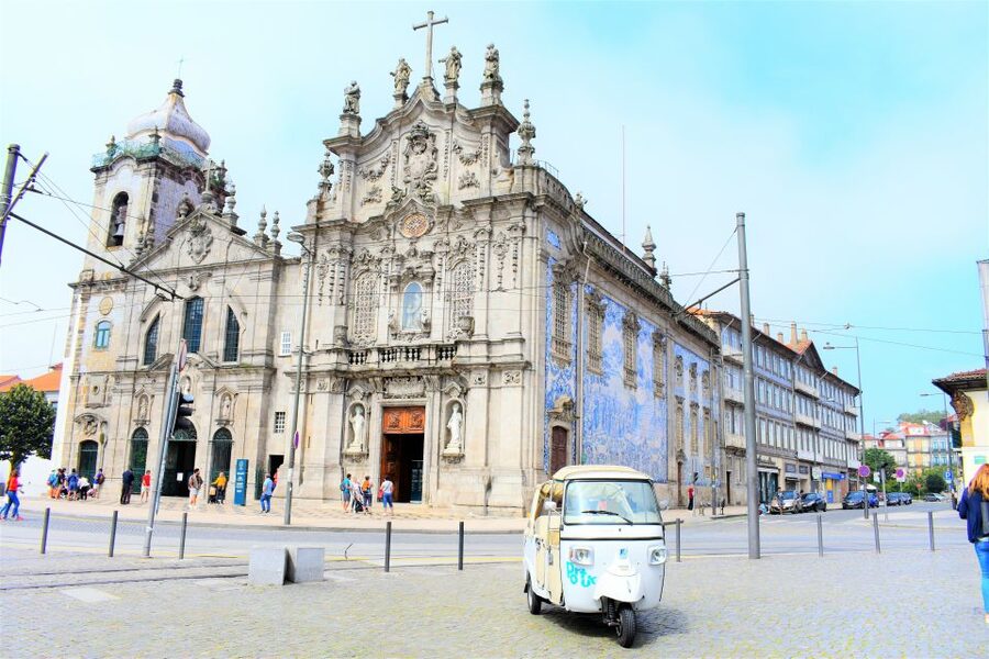Porto: Guided Tuk Tuk Tour - Serra do Pilar and the taste of Porto’s wine culture