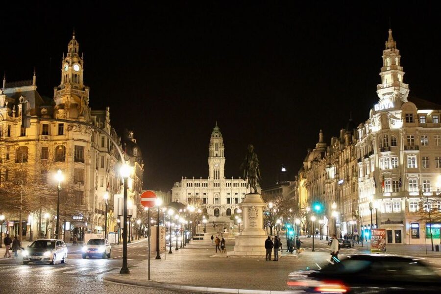 Porto: Guided Walking Tour and Lello Bookshop - From the Old Streets to São Bento Station Tiles: Art With a Story