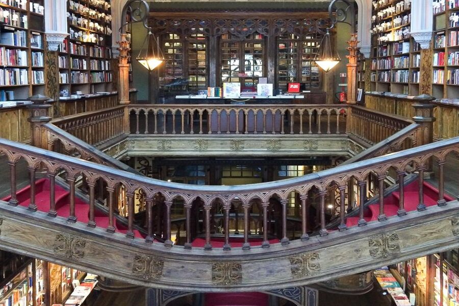 Porto: Guided Walking Tour and Lello Bookshop - Bolhão Market and the Carmo and Carmelitas Churches: Real Porto, Not Just Icons