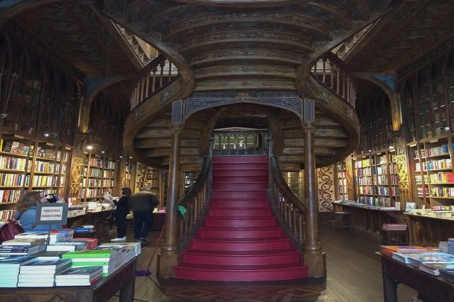 Porto: Guided Walking Tour and Lello Bookshop - Price and Value: Is $70 a Good Deal for Porto in 3 Hours?