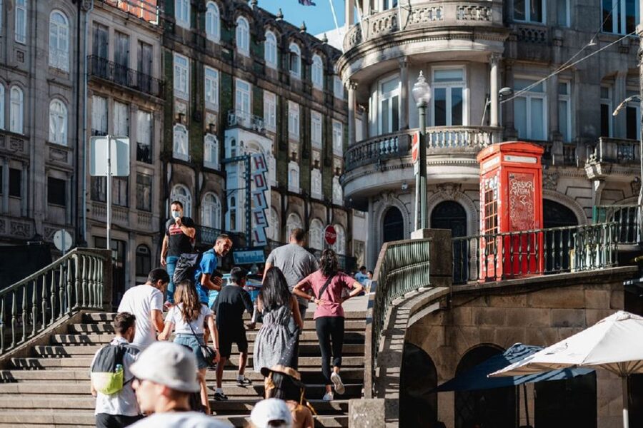 Porto: Harry Potter and City of Porto Guided Walking Tour - When this tour is the best fit for you