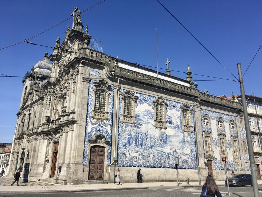 Porto: Highlights & hidden gems Walk - max 10 - Rua das Aldas viewpoint: the photo stop that actually helps later