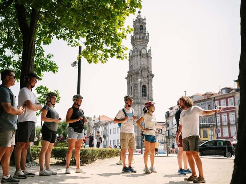 Porto: Highlights in 3 Hours E-Bike Tour - Ponte do Infante and Porto Cathedral, learning the city’s spine