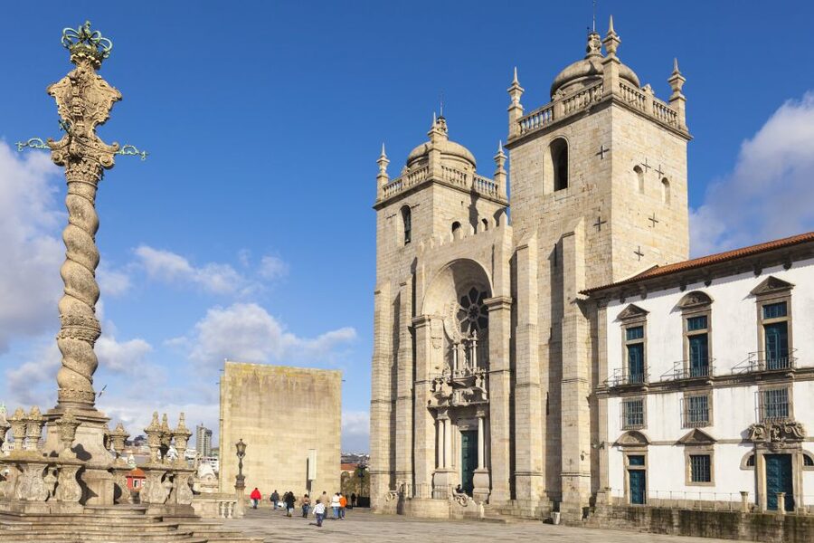 Porto: Historic City Center Walking Tour - Quick Hits