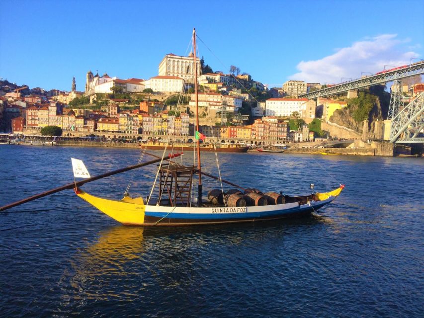 Porto: Historic City Center Walking Tour - Getting Oriented Fast at Porto’s Cathedral Square
