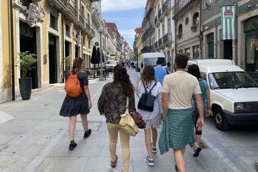 Porto: Historical Center Walking Tour - Price value: why $41 includes more than a simple stroll