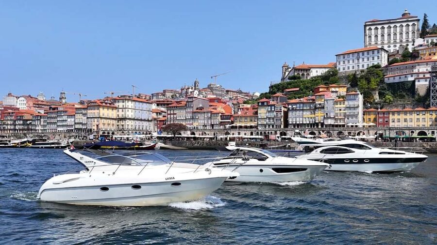 Porto: Luxury 6 Bridges Yacht Cruise with Wine & Snacks - Wine and Snacks on Board: Local Flavors Without Making It Complicated