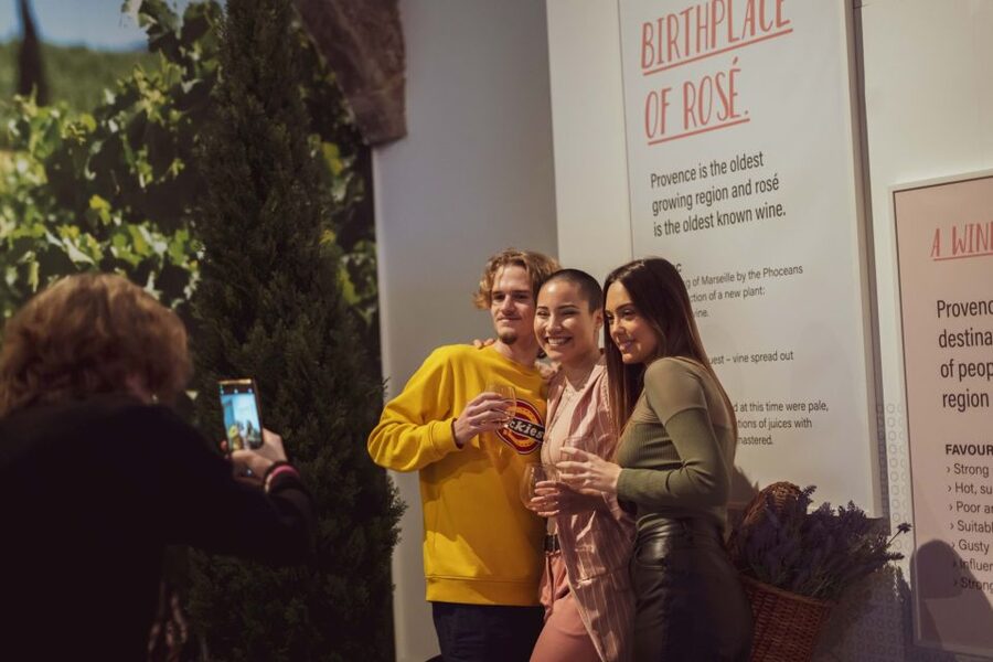 Porto: Pink Palace: The Eccentric World of Rosé Wine - Where Pink Palace fits in a Porto day plan