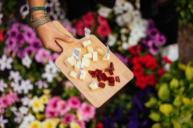 Porto Private Food and Drink Tasting Tour with Local - Galerias Palladium: City Highlights Without Turning It Into an Entry Ticket Day