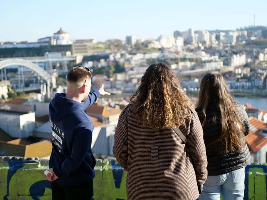 Porto: Private Tour of the Historic City in a Ford T Car - Highlights in 5 minutes