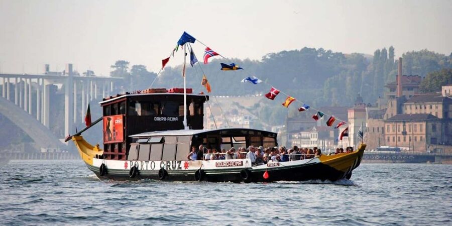 Porto: Private Tour of the Historic City in a Ford T Car - Douro River cruise from Cais de Gaia: the one hour that feels like a reset