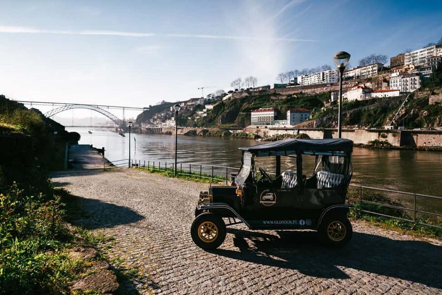 Porto: Private Tour of the Historic City in a Ford T Car - Cálem Port wine tasting: one glass that ties the region together