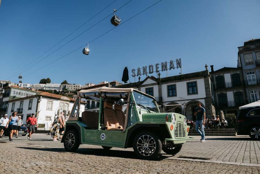Porto: Private Tour to the Historic Center in a Classic Car - Key highlights worth planning around