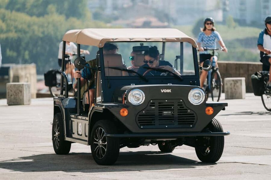 Porto: Private Tour to the Historic Center in a Classic Car - Crystal Palace Gardens: the pause that turns the ride into breathing space