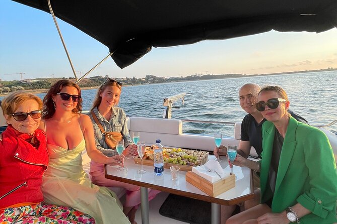 Porto: Private Yacht Cruise with Local Wine, Snacks and 6 Bridges - Wine, Snacks, and the Comfort of Being Cared For