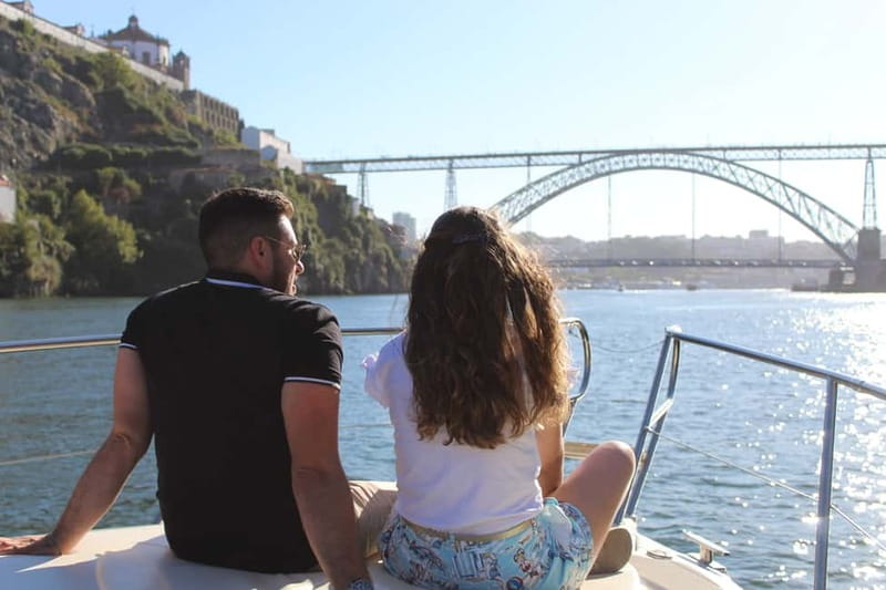 Porto: Private Yacht Tour with Wine, Snacks & 6 Bridges - The six bridges crossing: the moment people remember